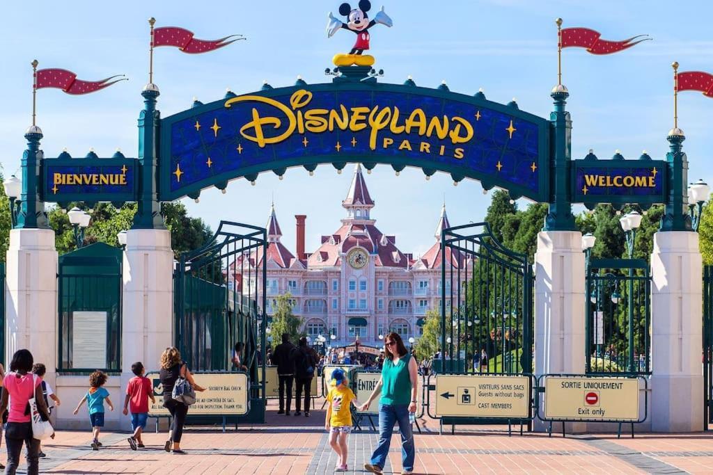 באילי-רומאינוויליירס L'Olivier Centre Ville Parking Disneyland 4 Personnes Et 1 Bebe מראה חיצוני תמונה
